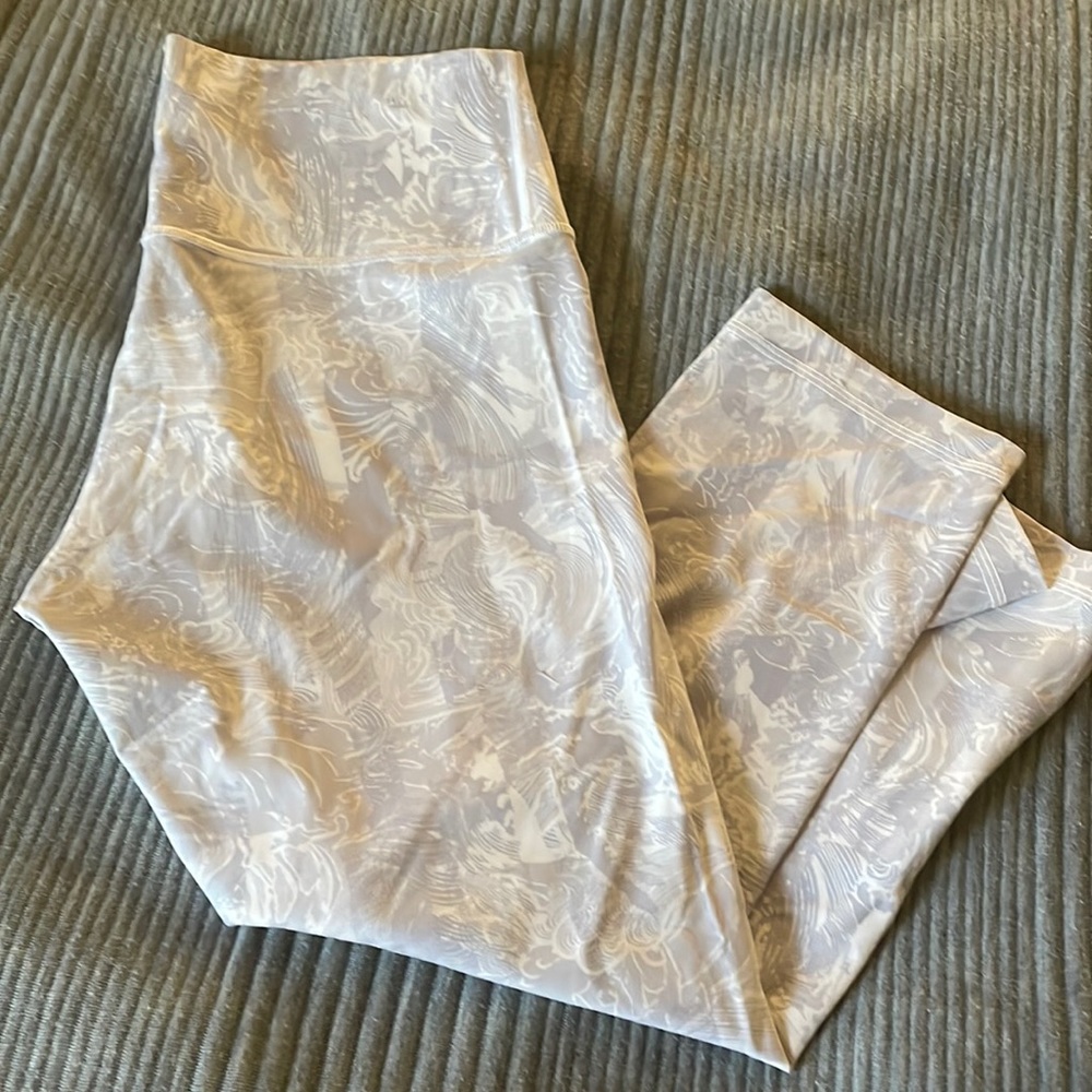 Lululemon capri leggings